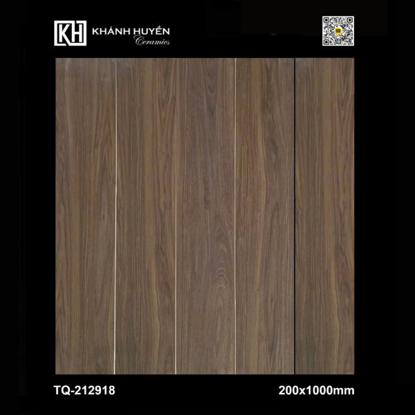 Gạch vân gỗ màu nâu, kích thước 200x1000mm, có đường nét vân gỗ rõ ràng, nền đen.