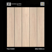 Năm tấm gỗ màu sáng, vân gỗ nhẹ, kích thước 200x1000mm, trên nền đen.