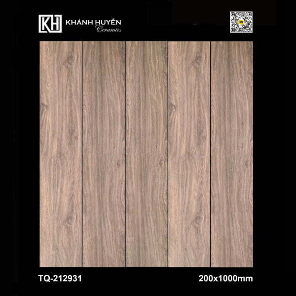 Bốn tấm gỗ màu nâu nhạt với vân gỗ tự nhiên, kích thước 200x1000mm.