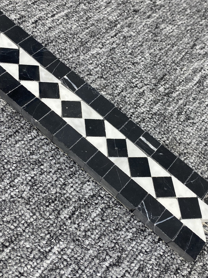 Mosaic Đá Ô Lưới Đen Trắng, Đường Viền Chân Tường, Sàn và Đường Ngang Eo