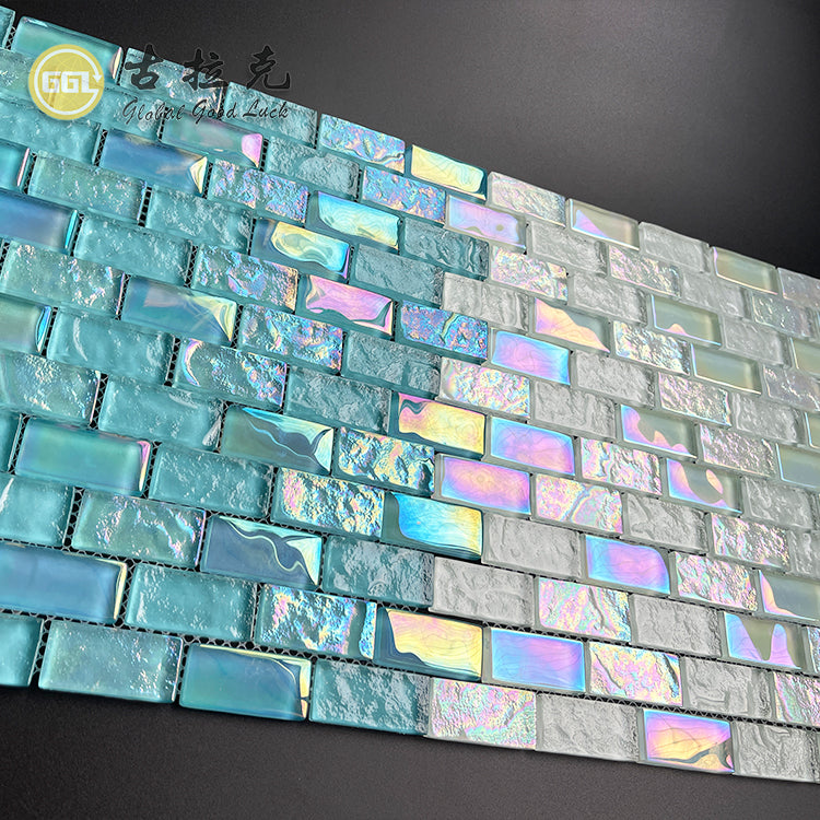 Gạch Mosaic Thủy Tinh Óng Ánh Phong Cách Subway Độc Đáo Pha Trộn Xanh Lá Trắng Dùng Cho Tường Điểm Nhấn Hồ Bơi Spa và Thiết Kế Nội Thất Đương Đại