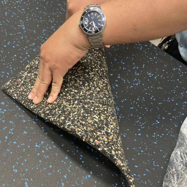 Sàn Cao Su EPDM Chống Trượt Cho Phòng Gym