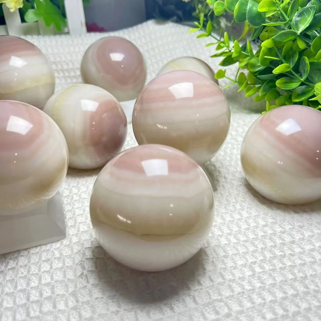Quả Cầu Onyx Hồng Ngọc Agate Tròn Trang Trí Phong Thủy