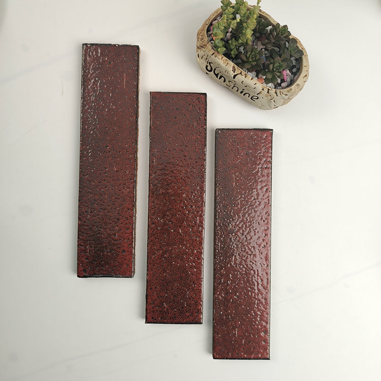 Gạch ốp tường tráng men thủ công đỏ ánh kim 240*65mm kiểu gạch xẻ, phong cách cổ điển cho biệt thự, khách sạn cổ kính