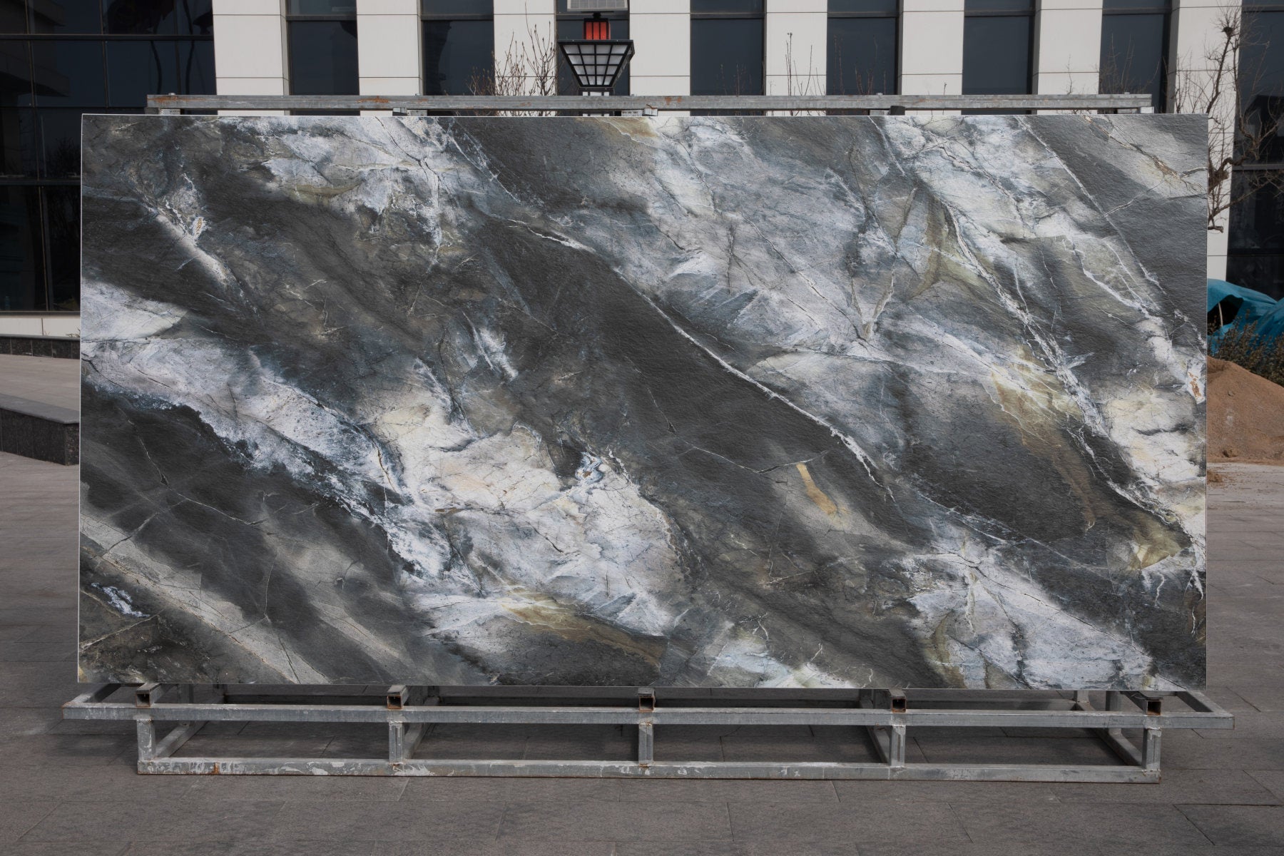 Tấm mặt bàn bếp thiết kế sang trọng hiện đại