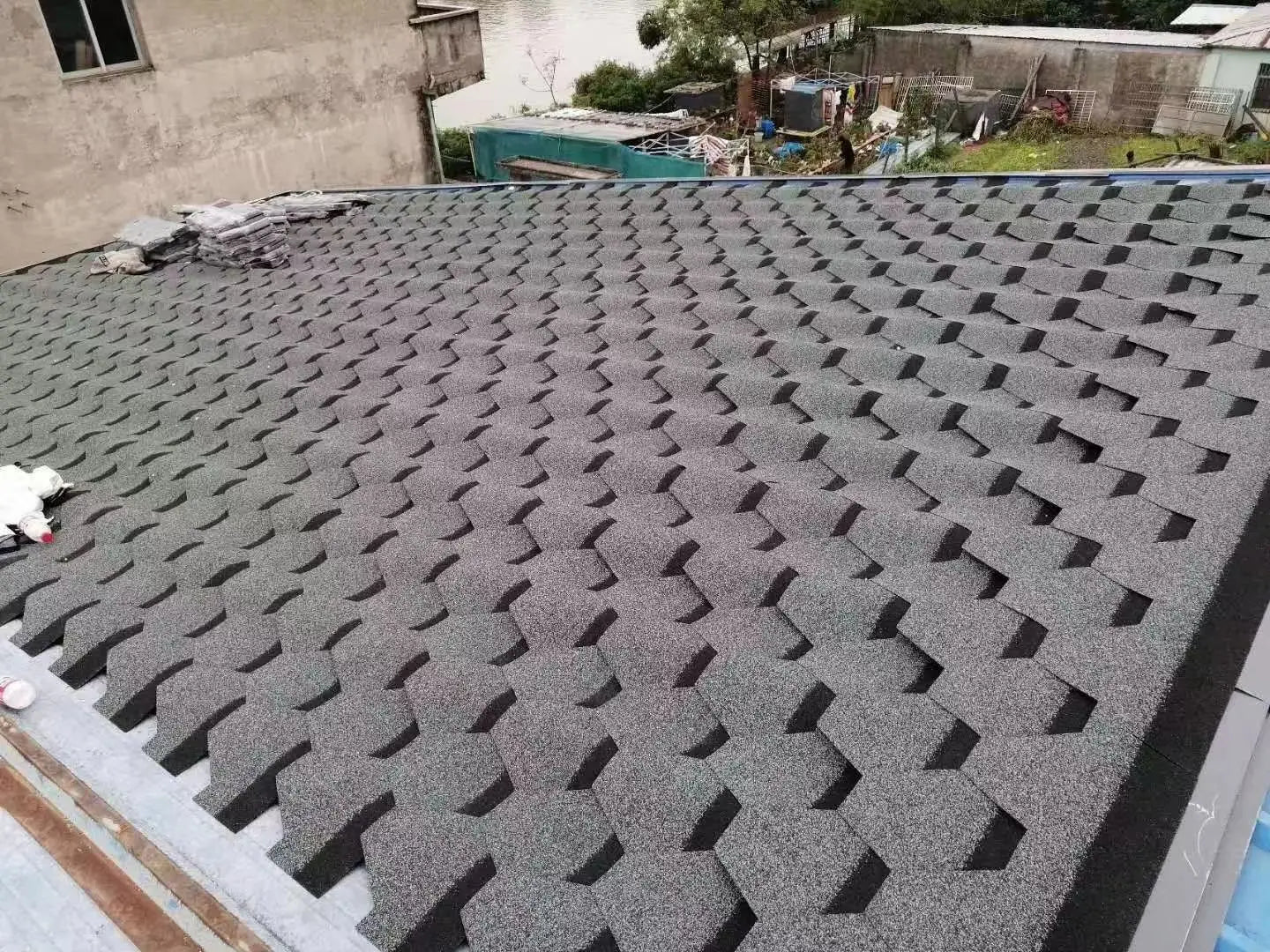 Italian Mediterranean Lightweight Metro Tiles Modern Plain Asphalt Shingles Sheet Wholesale Cheap Product for Roofing