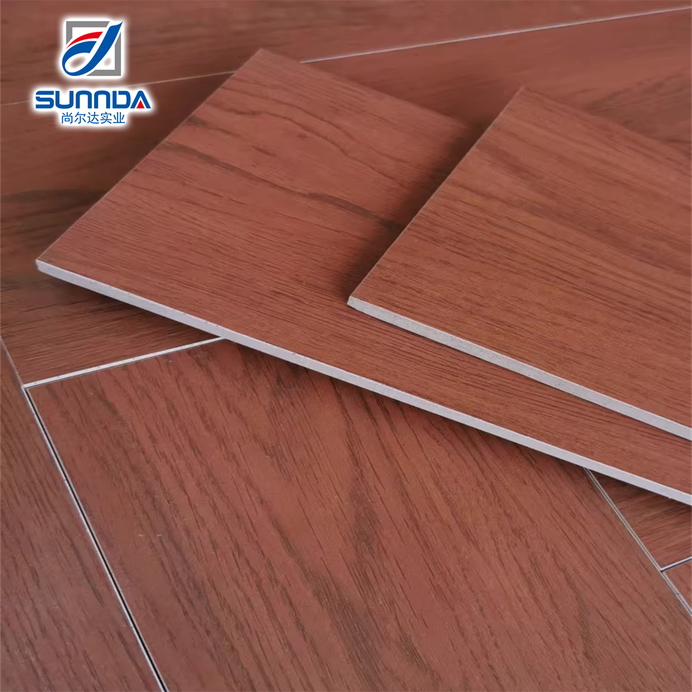 Gạch Sứ Rô-man Màu trong Chống Trượt Bề Mặt Mờ Vân Gỗ Nâu Xám Đã Ngừng Sản Xuất