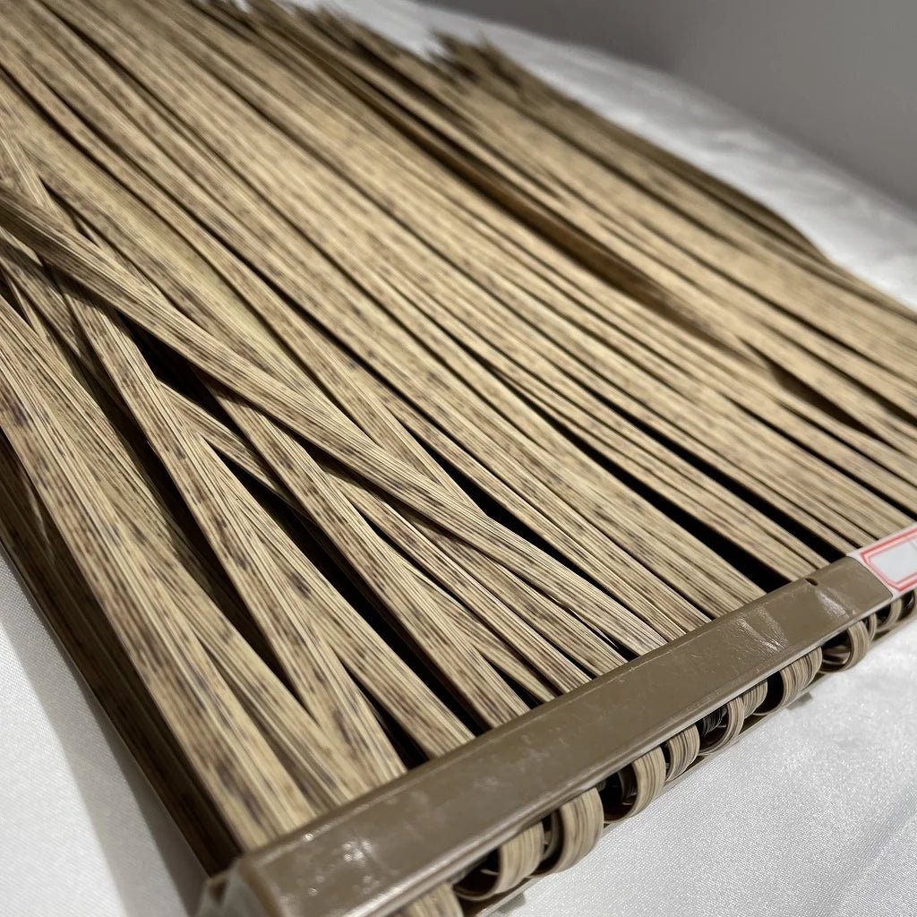 Traditional Heat Resistant UV-Resistant Artificial Thatch Roof Tiles for Hotels-CD39