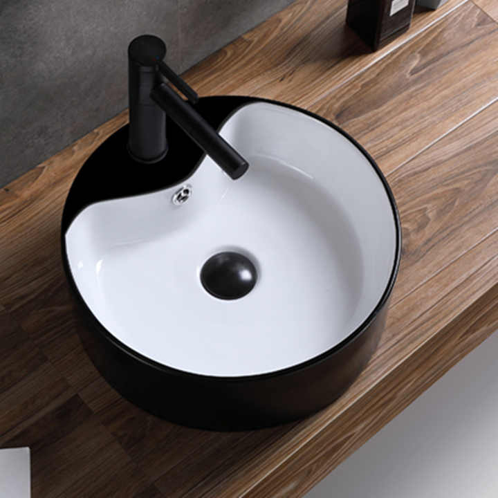 Chậu rửa mặt bằng sứ màu trắng đen giá xuất xưởng đang được bán