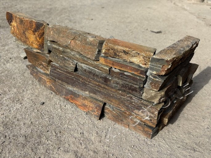 Đá khối ốp Quartzite tự nhiên, vân thạch anh Nâu Gỉ Sét Hiện Đại, bề mặt chẻ