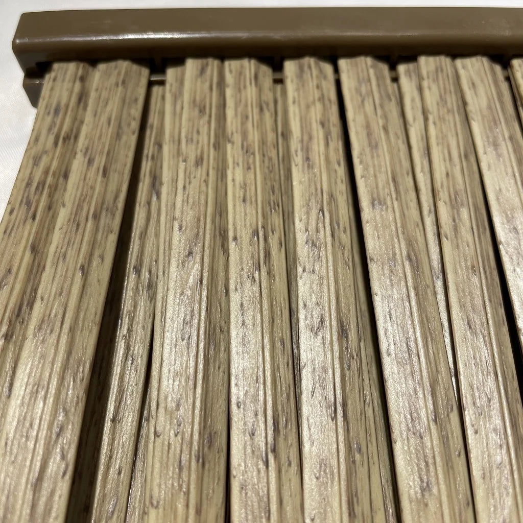 Quality 1 Year Warranty Modern Heat Resistant Plastic Artificial Thatch Roofing Tiles for Hotel Use-CD36