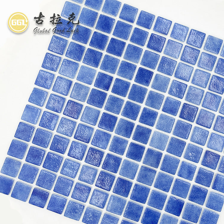Gạch Mosaic Thủy Tinh Vuông Xanh Dương Tuyệt Đẹp Dày 4mm Bề Mặt Bóng