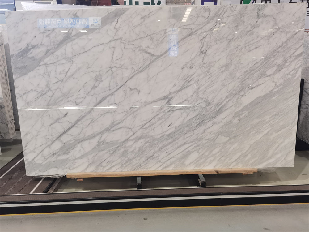 Gạch lát sàn phòng tắm đá cẩm thạch trắng Statuario và Carrara Ý, thiết kế đẹp