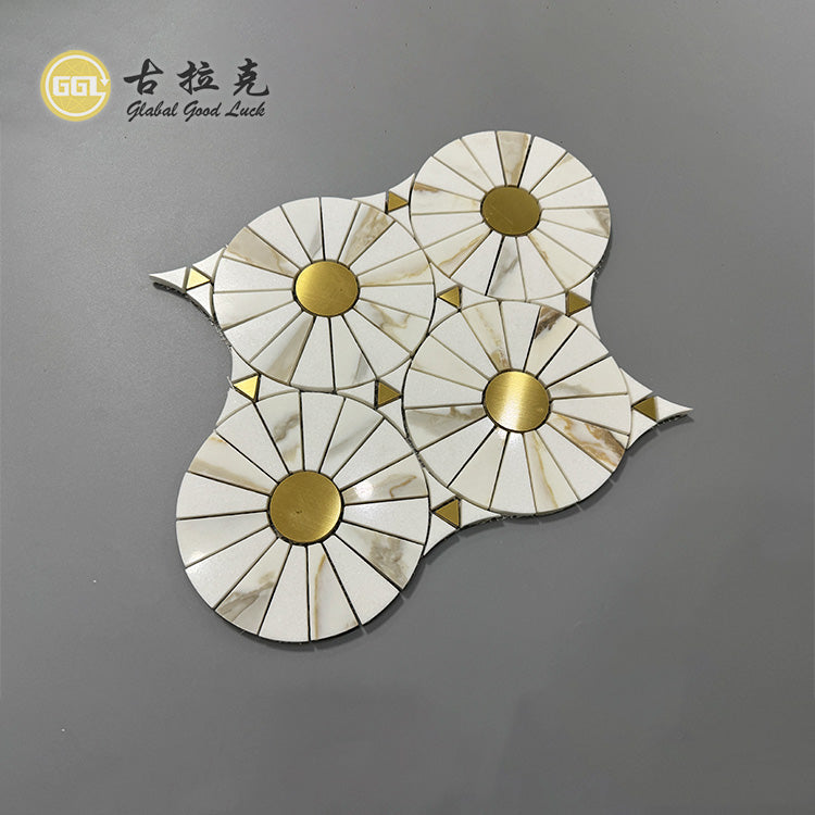 Đá cẩm thạch Calacatta Gold Tròn kết hợp đồng thau Gạch mosaic cắt tia nước 10mm Hoa văn Parquet hiện đại Trang trí tường bếp & biệt thự