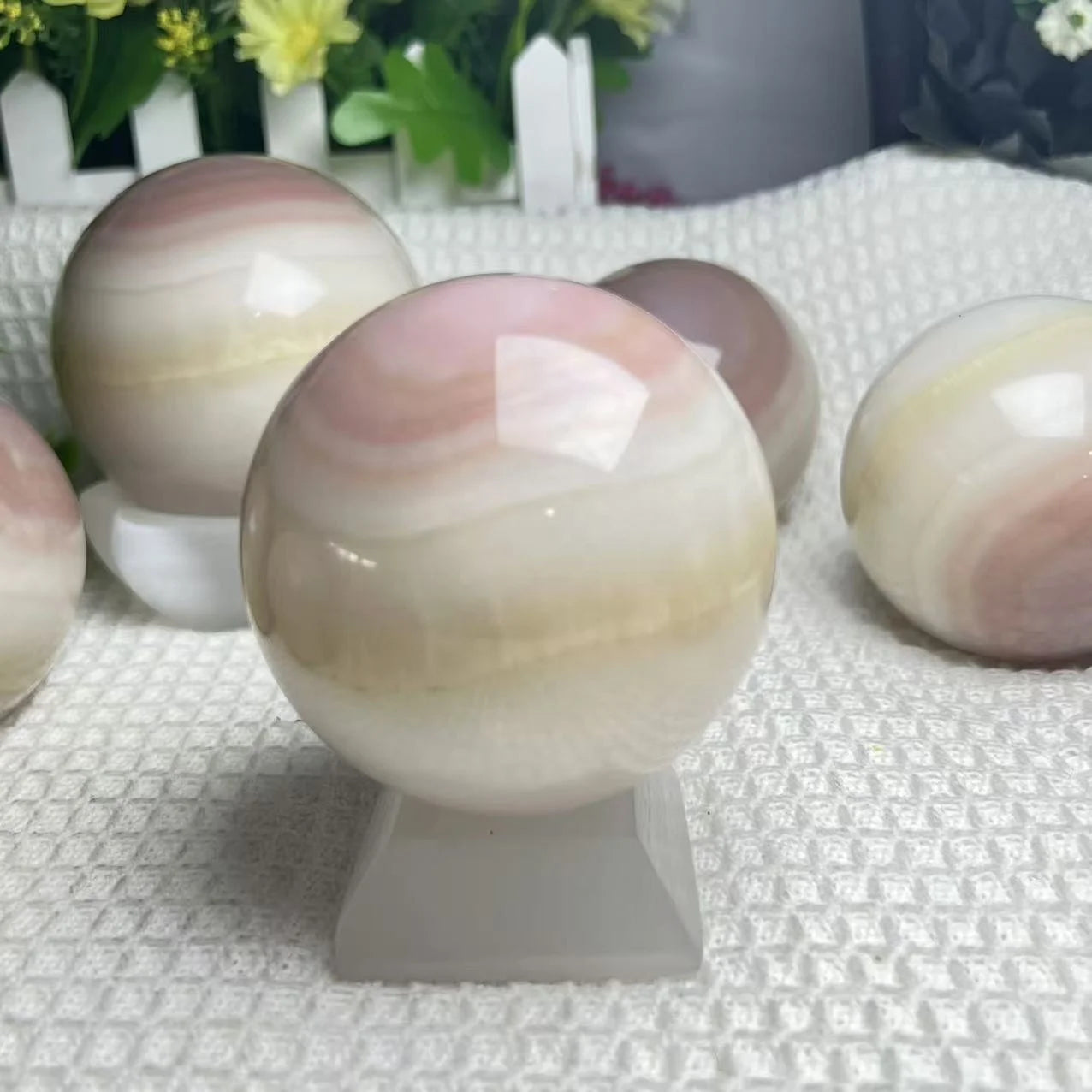 Quả Cầu Onyx Hồng Ngọc Agate Tròn Trang Trí Phong Thủy