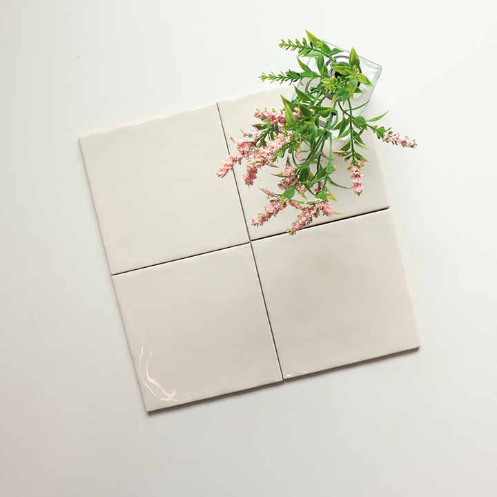 Gạch men trang trí nội thất màu xám tro hình vuông 150 x 150mm