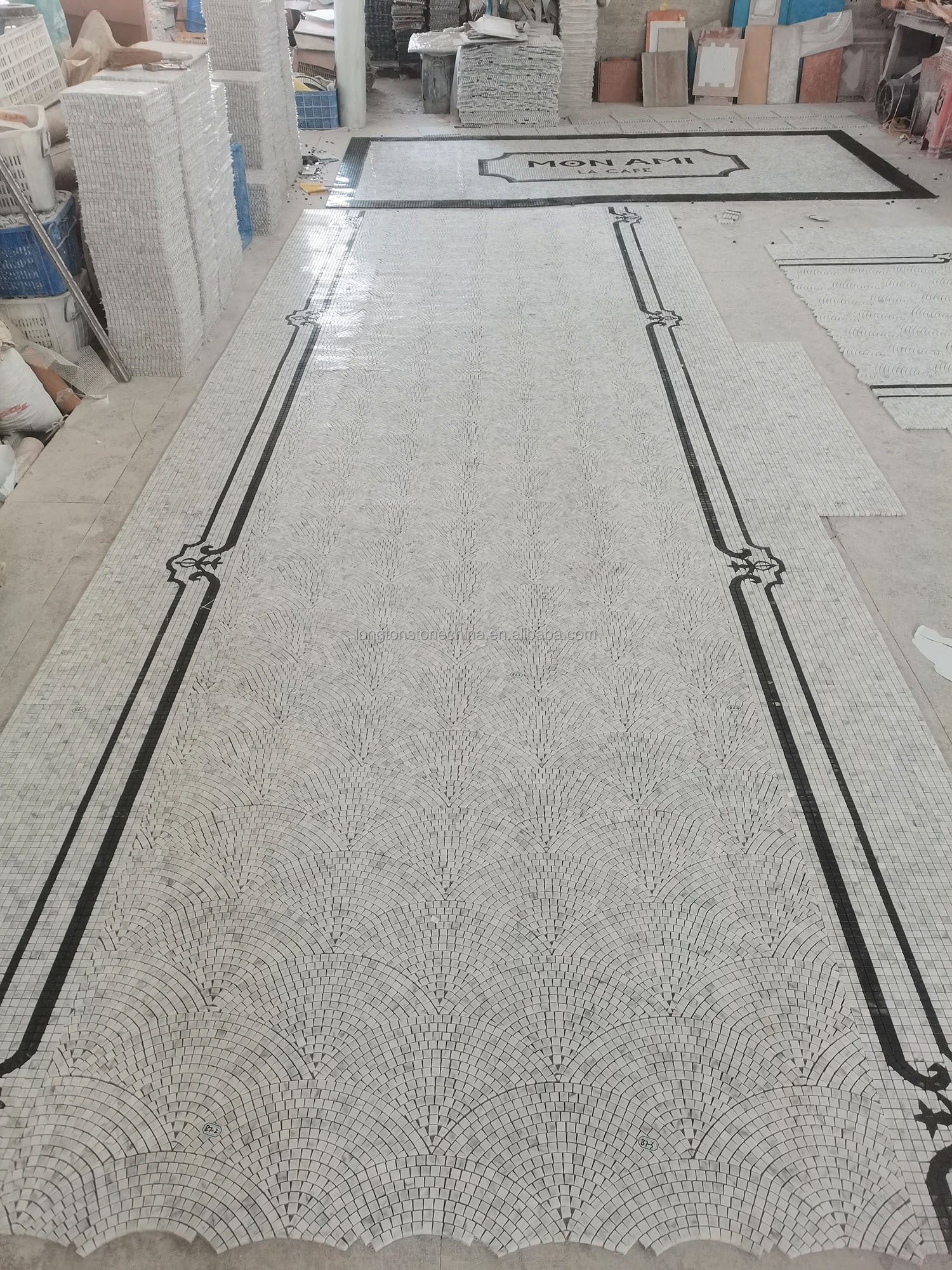 Mosaic Đá Cẩm Thạch Trắng Đen Hình Quạt Và Vuông Dạng Ghép Hình Khổ Lớn Tùy Chỉnh Cho Trang Trí Tường Khách Sạn, Biệt Thự