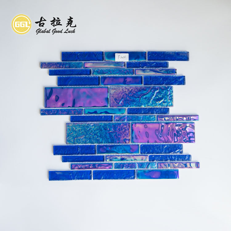 Gạch Mosaic Kính Xanh Óng Ánh Lộng Lẫy Dạng Dải Ngẫu Nhiên Bóng Dày 6mm Dành Cho Thiết Kế Tường Nhấn Phòng Tắm Khách Sạn
