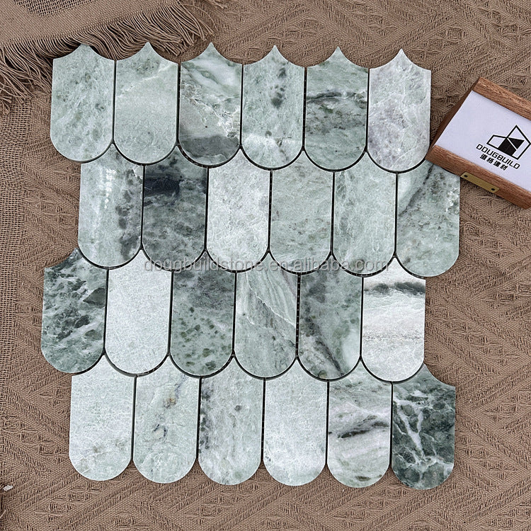 Nhà Sản Xuất Trung Quốc Dougbuild Gạch Mosaic Đá Cẩm Thạch Tự Nhiên Xanh Lá Họa Tiết Vảy Cá Cắt Tia Nước Trang Trí Nội Thất Không Gian Sang Trọng