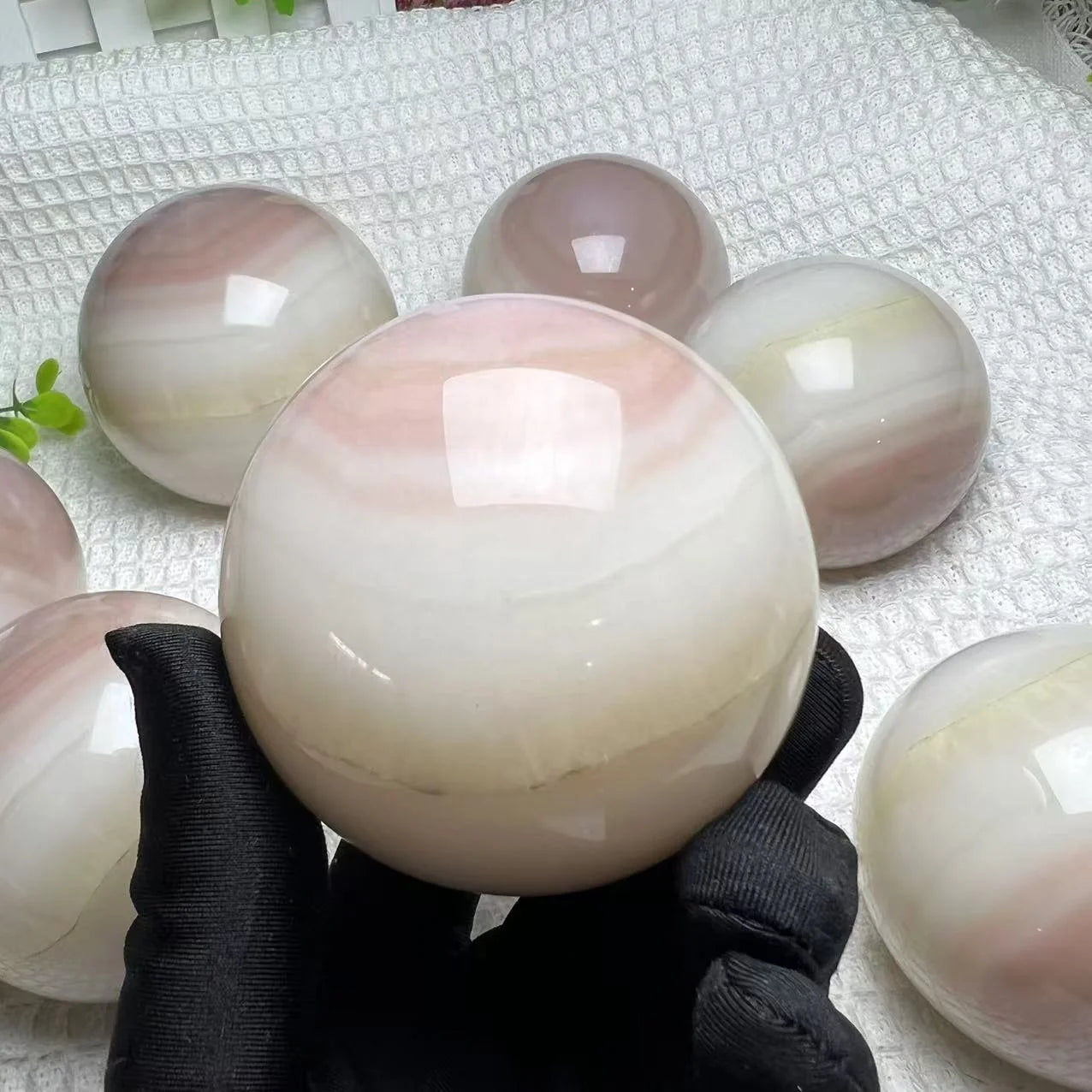 Quả Cầu Onyx Hồng Ngọc Agate Tròn Trang Trí Phong Thủy