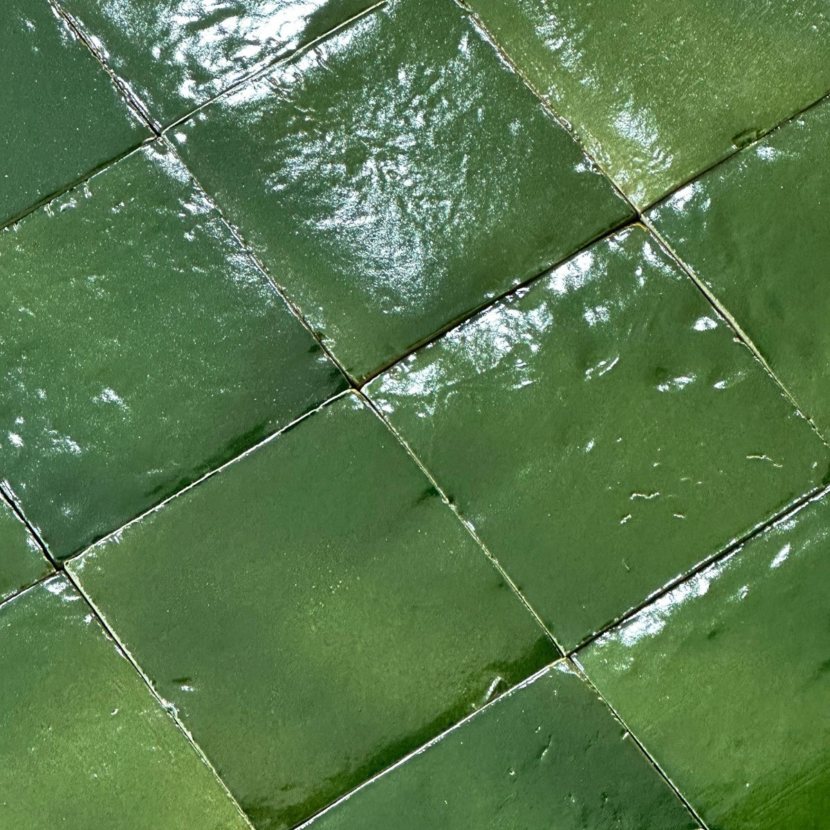 Gạch Gốm Thủ Công Kiểu Ma-rốc Cổ Điển, Màu Xanh Lá Cây Thay Đổi Dần, Sản Phẩm Độc Nhất Vô Nhị
