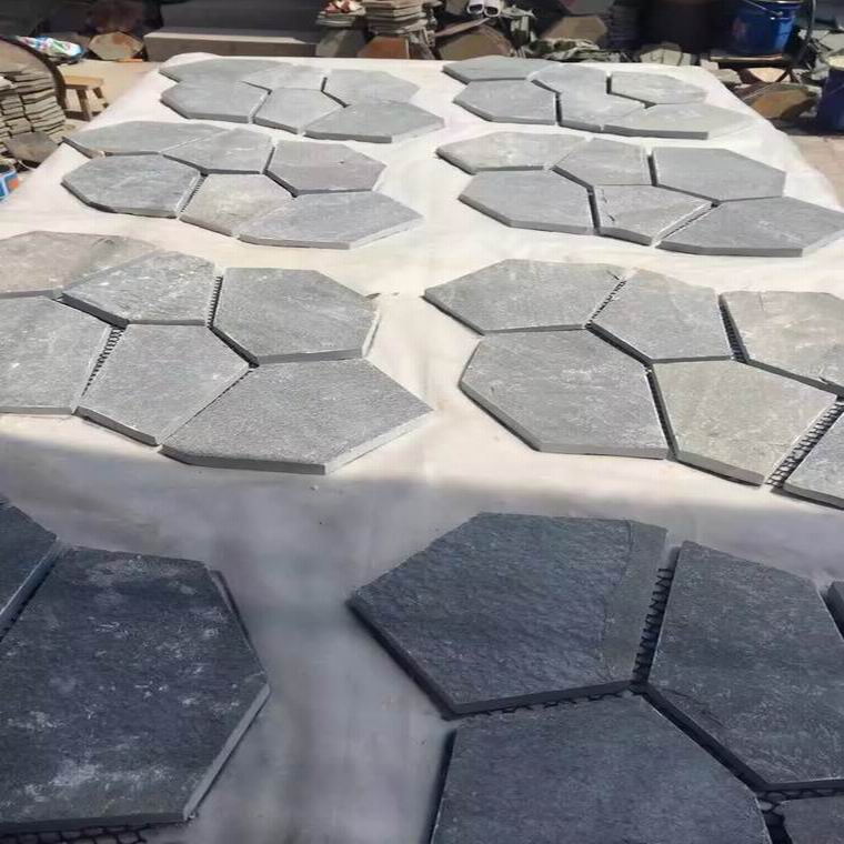 Đá Phiến Đen Tự Nhiên Dạng Tấm Lát Chẻ Ngẫu Hứng (Crazy Paving) Bền Cho Cảnh Quan Sân Vườn Lối Đi Ngoài Trời