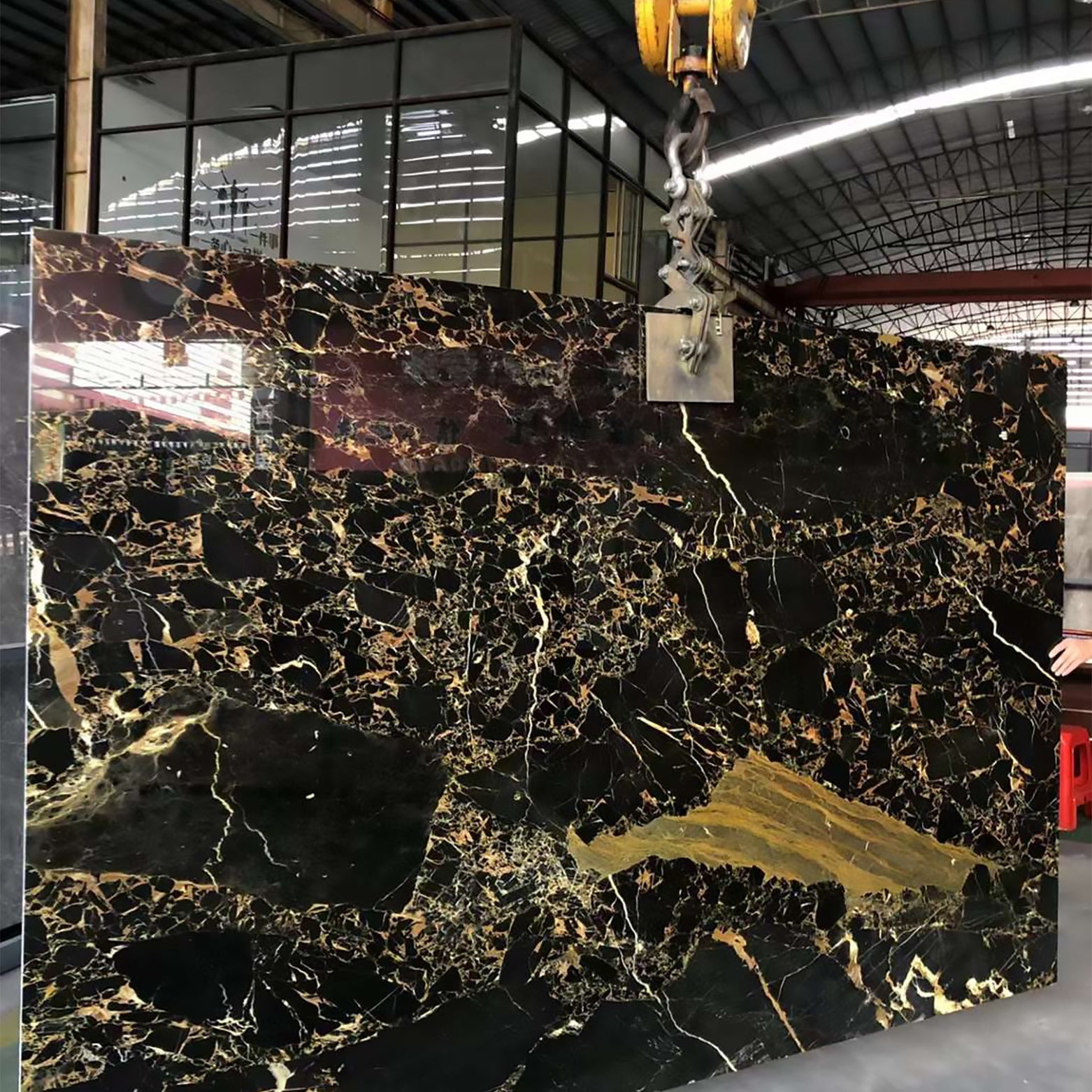 Các Phiến Đá Cẩm Thạch Đen Tự Nhiên Lớn Tùy Chỉnh Phổ Biến Dùng Cho Hoàn Thiện Nội Thất Và Đá Ngưỡng Cửa