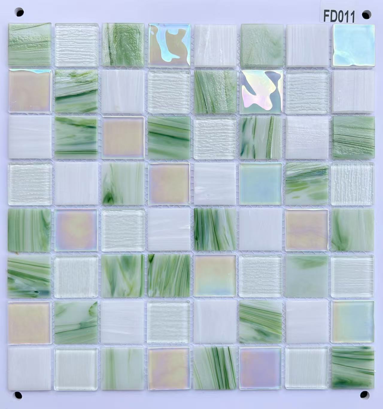 Dự án Phòng tắm Hồ bơi - Mosaic kính trang trí hồ bơi hình đám mây vẽ tay màu xanh dương