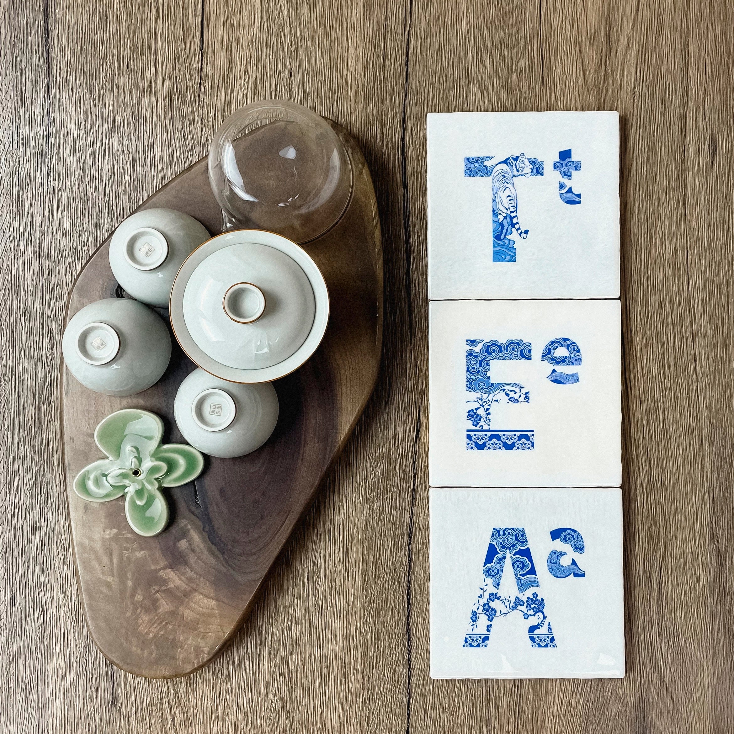 Gạch Chữ Cái Gốm Sứ Tráng Men Bóng Xanh Trắng Hiện Đại