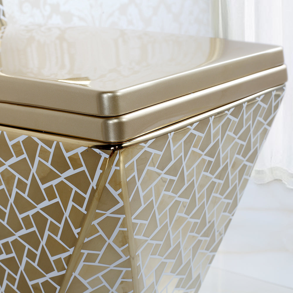 Bồn Cầu Nhật Liền Khối Mạ Vàng Kim Cương Cao Cấp