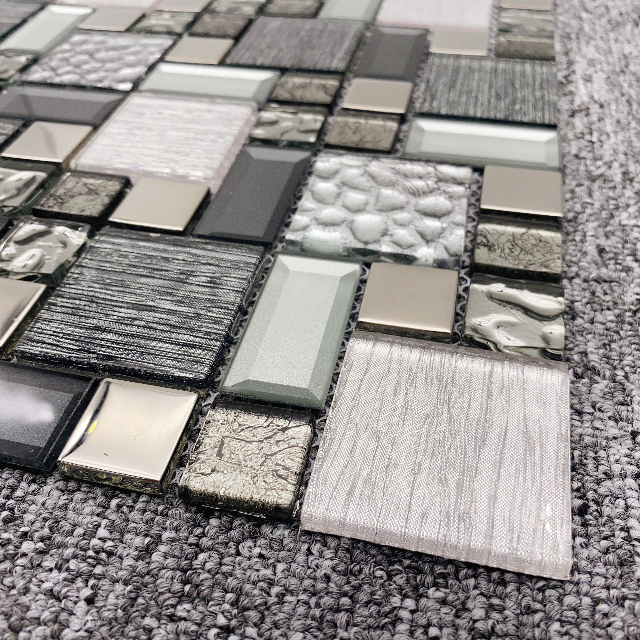 Gạch Mosaic Kính Hoa Văn Công Nghiệp Ốp Tường Bếp, Gạch Mosaic Trang Trí Nhà Cửa Giá Rẻ, Gạch Viền Bếp