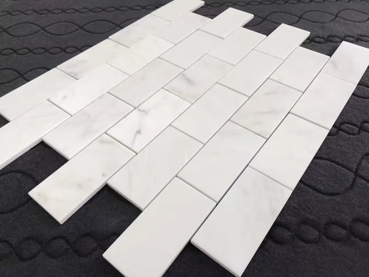Gạch Mosaic Đá Cẩm Thạch Trắng Thời Trang