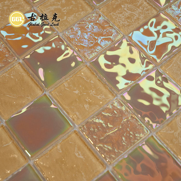 Gạch Mosaic Thủy Tinh Vàng Nhạt Hình Vuông Dày 4mm Trực Tiếp Từ Nhà Máy Dùng Cho Hồ Bơi Ngoài Trời & Spa