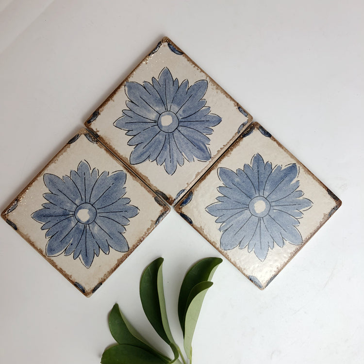Gạch vẽ tay hoạ tiết hoa 10x10cm phong cách vintage nghệ thuật trang trí biệt thự