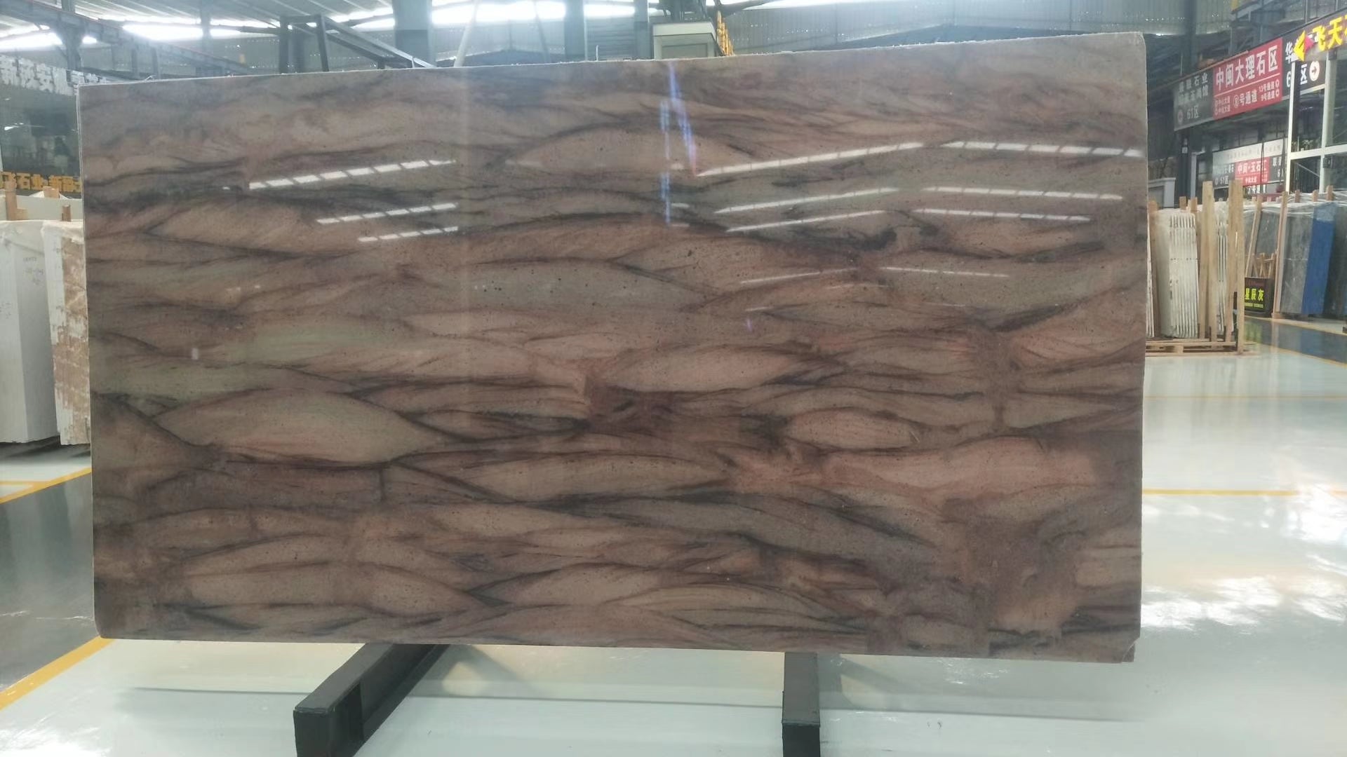 Đá Quartzite tinh thể đỏ ốp tường đánh bóng tự nhiên trang trí
