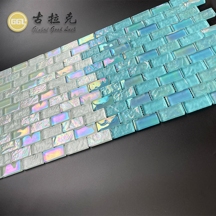 Gạch Mosaic Thủy Tinh Óng Ánh Phong Cách Subway Độc Đáo Pha Trộn Xanh Lá Trắng Dùng Cho Tường Điểm Nhấn Hồ Bơi Spa và Thiết Kế Nội Thất Đương Đại