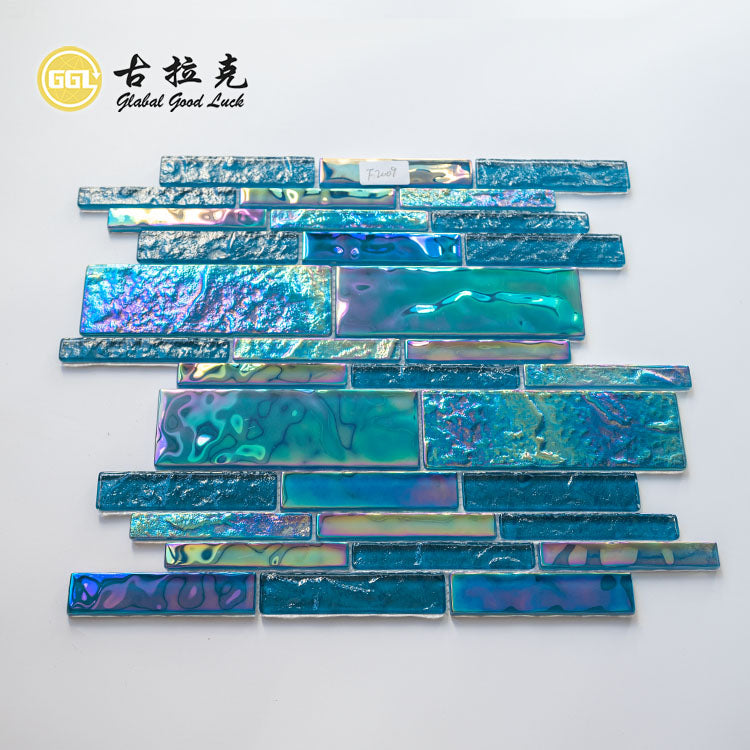 Gạch Mosaic Kính Xanh Óng Ánh Lộng Lẫy Dạng Dải Ngẫu Nhiên Bóng Dày 6mm Dành Cho Thiết Kế Tường Nhấn Phòng Tắm Khách Sạn
