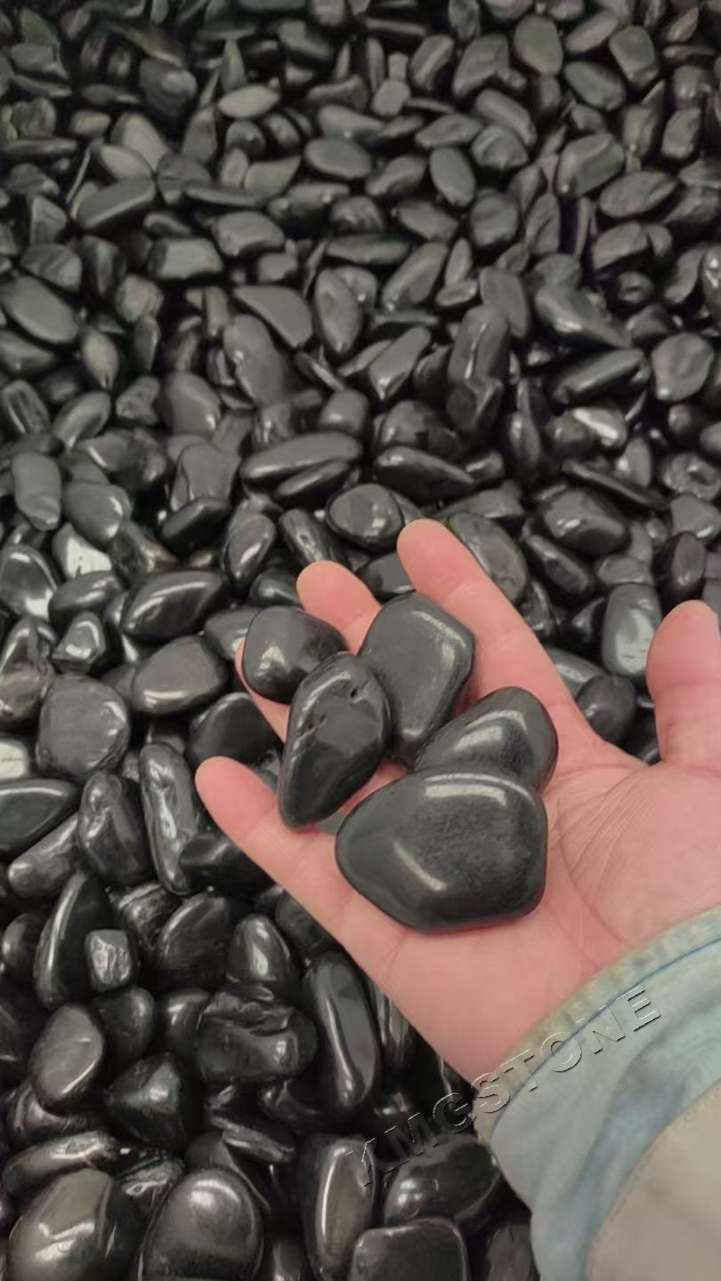 Đá cuội sông đen bóng lớn Trang trí tường, vườn, công viên nội thất sang trọng Ứng dụng đá tự nhiên ngoại thất