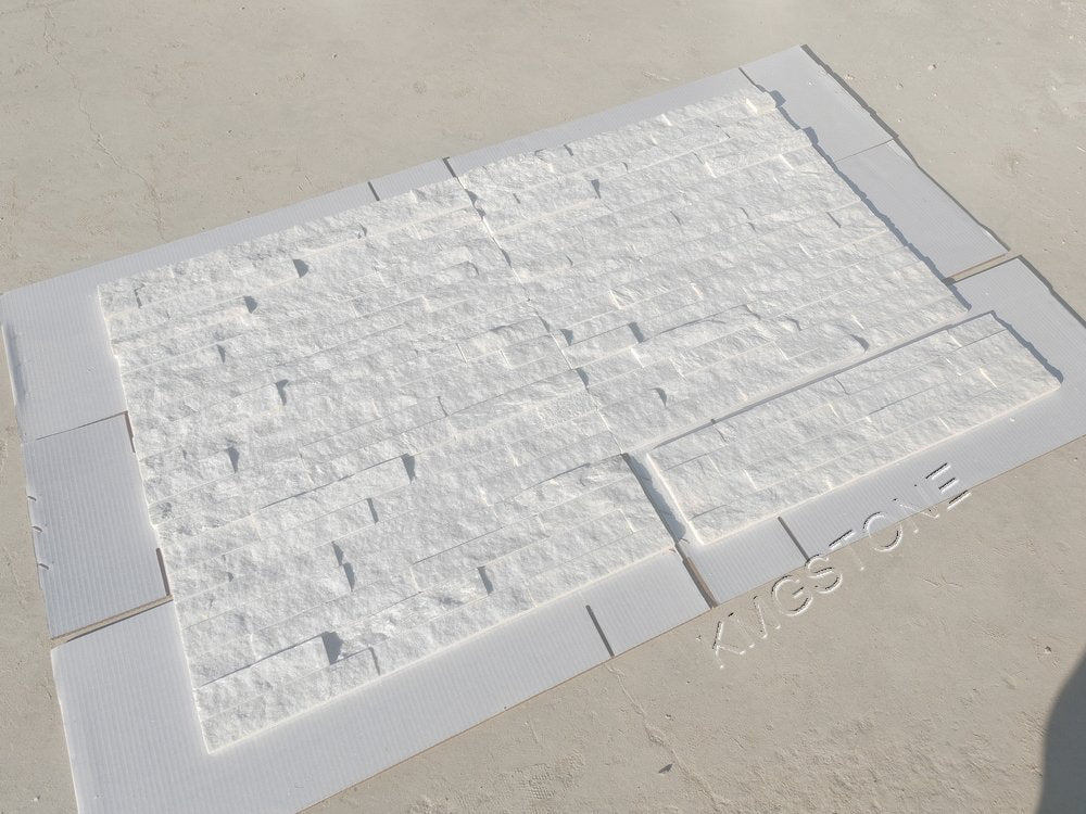 Tấm ốp đá xếp chồng thạch anh tự nhiên Trắng Bắc Cực thiết kế hiện đại, kích thước tùy chỉnh cho Khách sạn, Biệt thự, Ngoại thất và Nội thất.