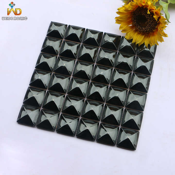 Gach Mosaic Kim Loai 3D Den Hinh Kim Tu Thap Tuong Khach San