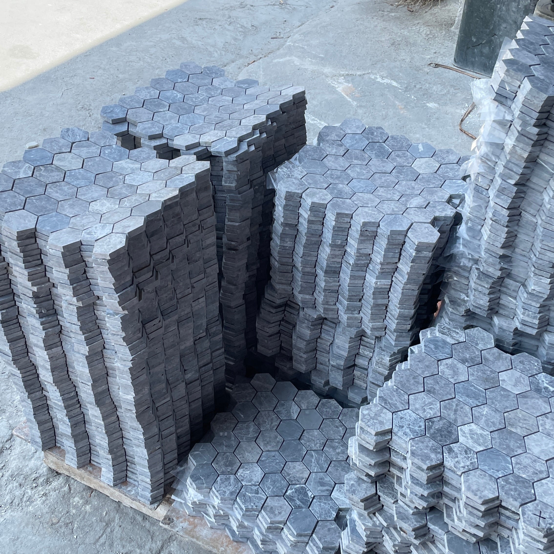 Nghệ thuật Treo Tường Gạch Mosaic Đá Cẩm Thạch Xám Bóng Thiết Kế Hiện Đại Dùng Cho Khách Sạn