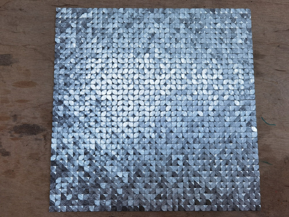 Gạch Mosaic Kim loại Nhôm Bạc Khối 3D Trọng lực
