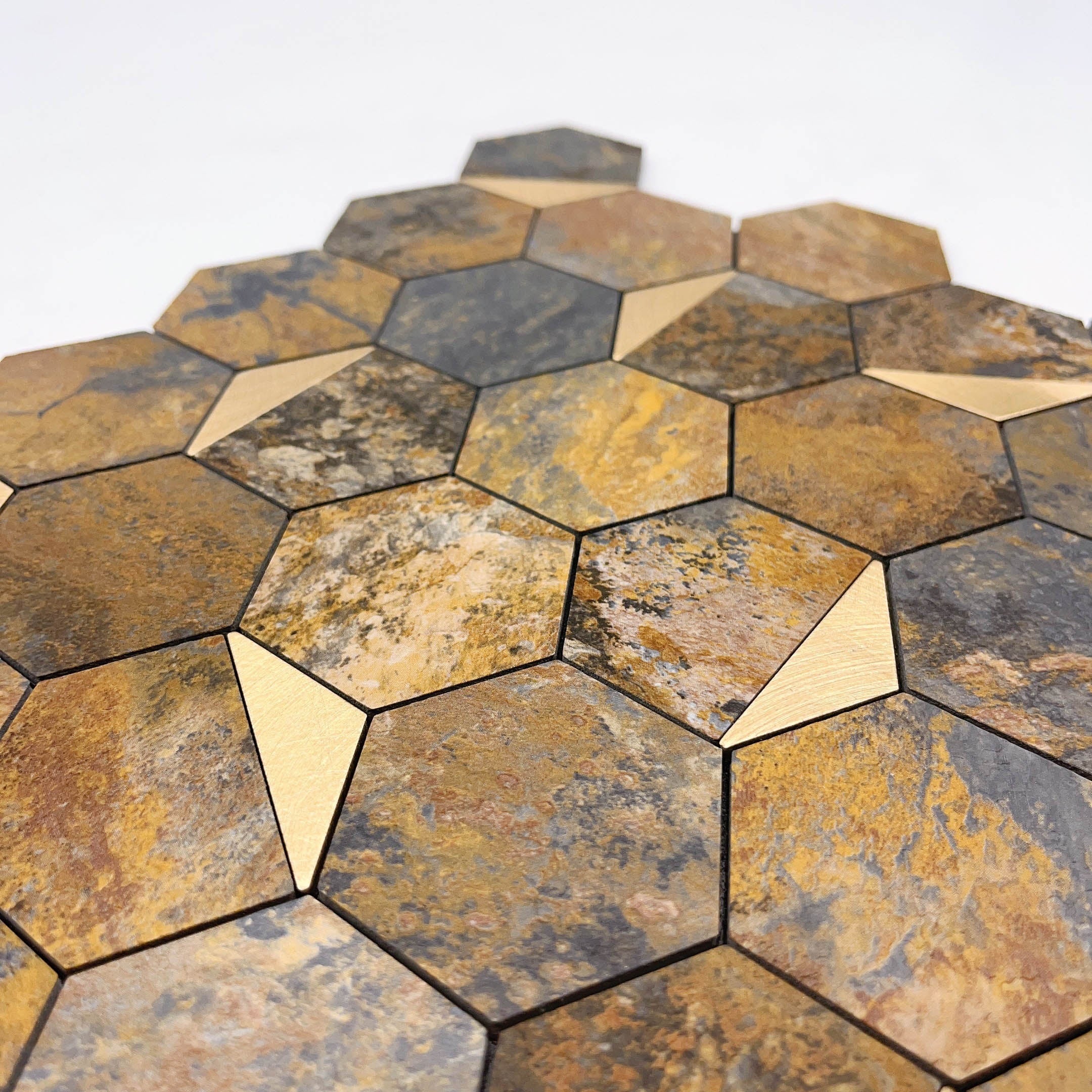 Nhà sản xuất chuyên nghiệp Nhà cung cấp vàng Gạch mosaic dán tự dính