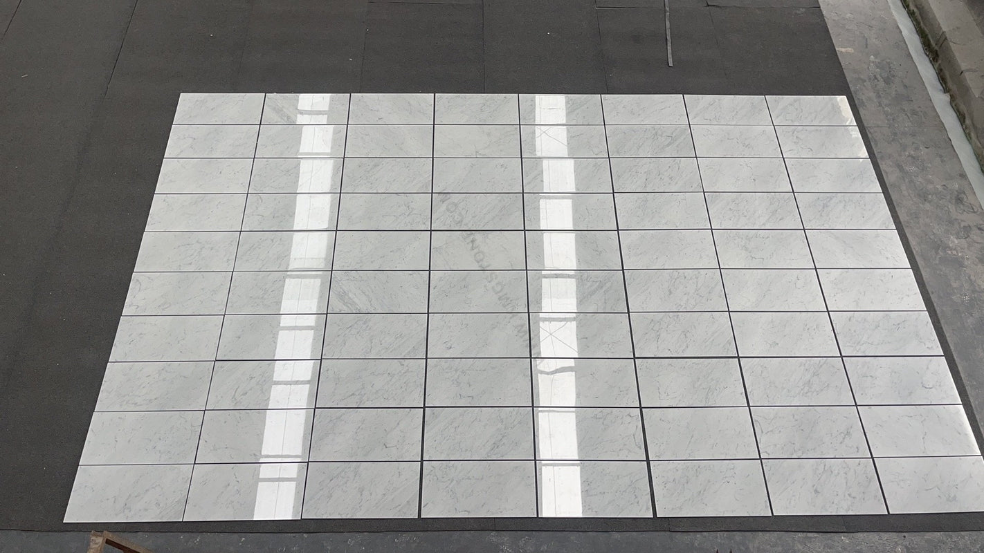 Gạch ốp lát sàn tường và Tấm đá tự nhiên Ý 60x60 chống trượt, bề mặt bóng, chất liệu Đá Granite Văn hóa và Đá Cẩm thạch, dùng cho sàn phòng tắm biệt thự và nhà ở.