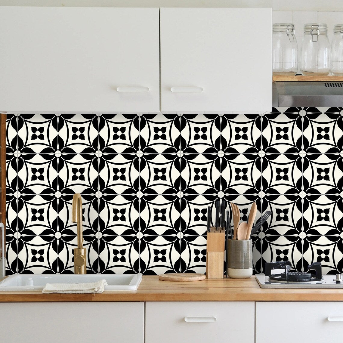 Sản phẩm tên: Gạch viền tường nhà bếp & phòng tắm họa tiết hoa đen trắng hiện đại chất lượng cao