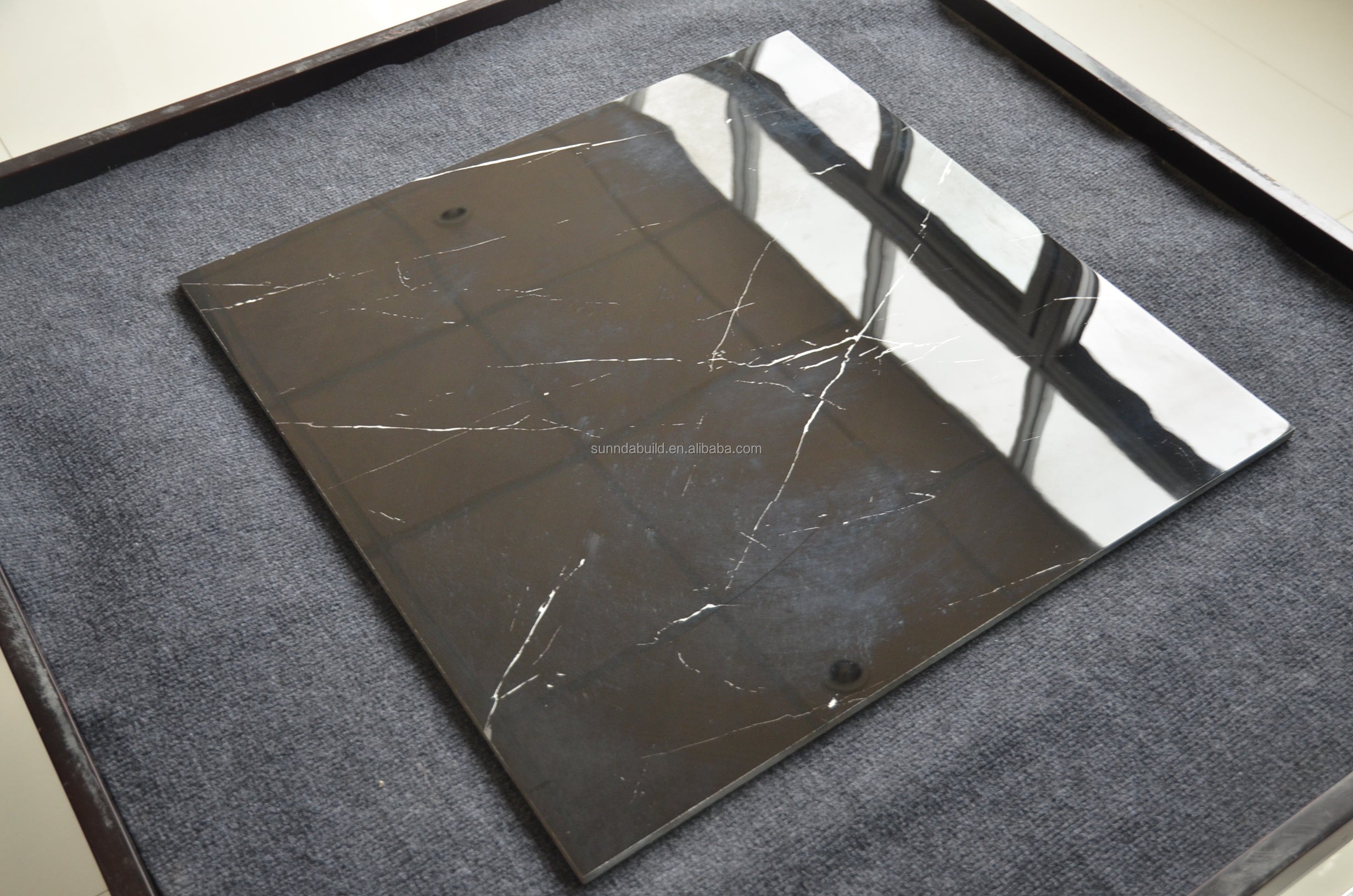 Gạch Sứ Tráng Men Đánh Bóng Siêu Bóng Loáng Vân Đá Cẩm Thạch Tông Màu Tối Dùng Làm Lớp Hoàn Thiện Sàn Tường Nội Thất Nhà Ở Khách Sạn Biệt Thự