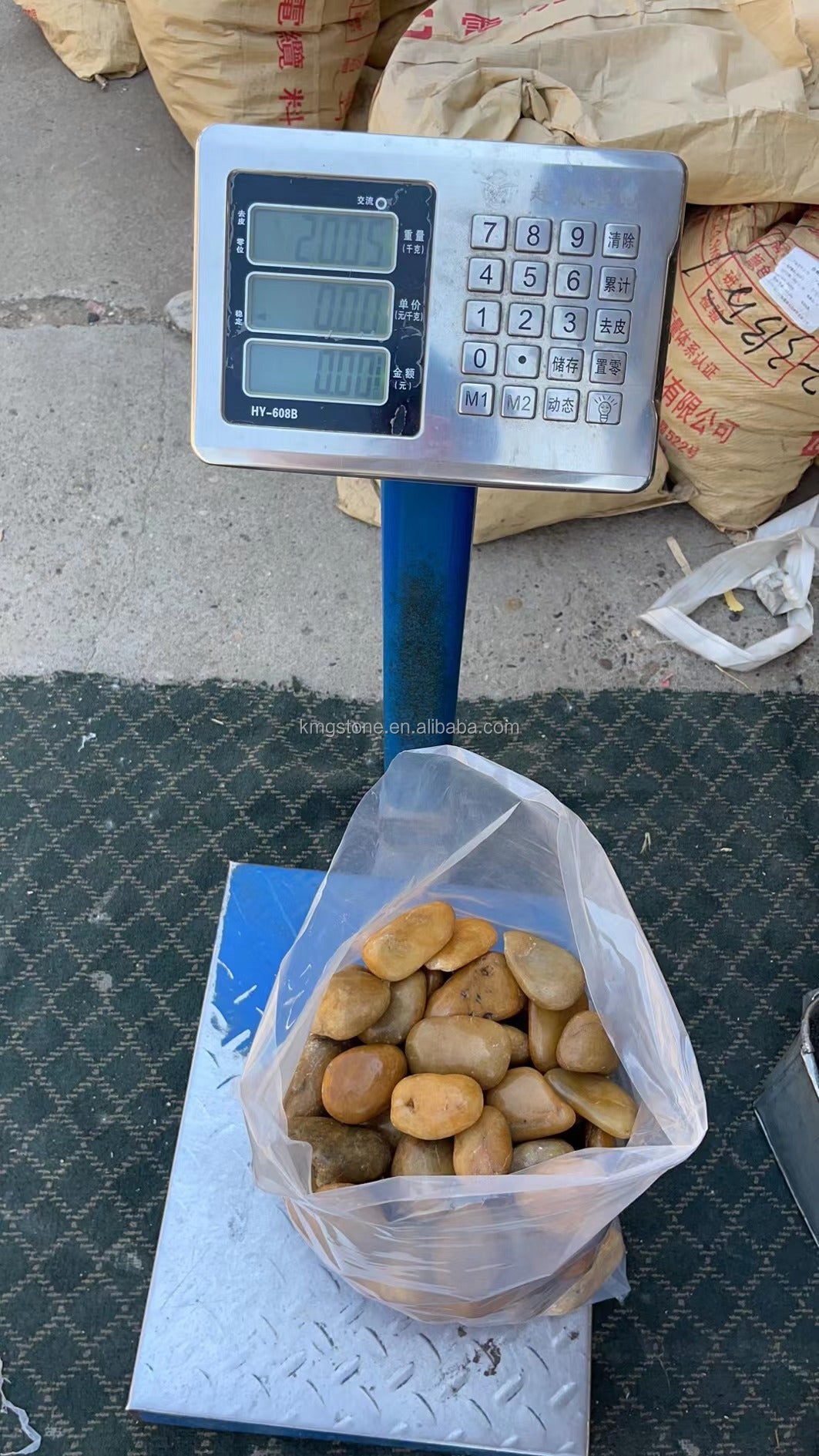 Đá cuội sỏi sông Hoàng Hà tự nhiên chất lượng cao, dễ gia công, đánh bóng, dùng cho cảnh quan sân vườn ngoài trời