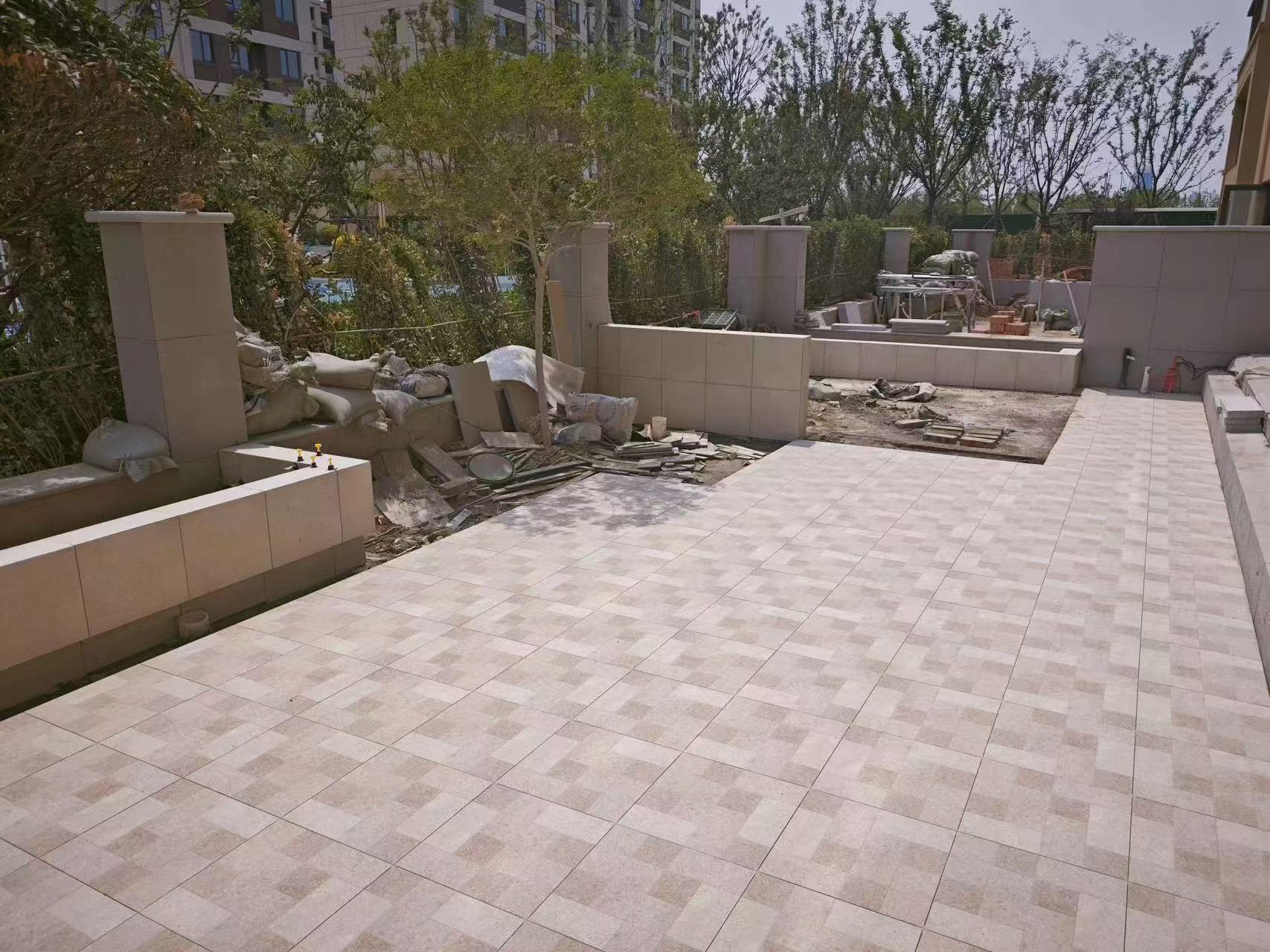Gạch Sứ Cao Cấp 400x400mm Màu Be Họa Tiết Mosaic Đá Cẩm Thạch Hình Học, Bóc Dán, Chống Trượt, Chống Thấm Nước