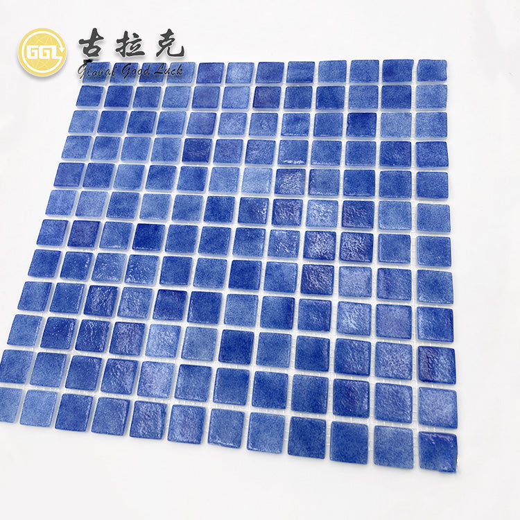 Gạch Mosaic Thủy Tinh Vuông Xanh Dương Tuyệt Đẹp Dày 4mm Bề Mặt Bóng