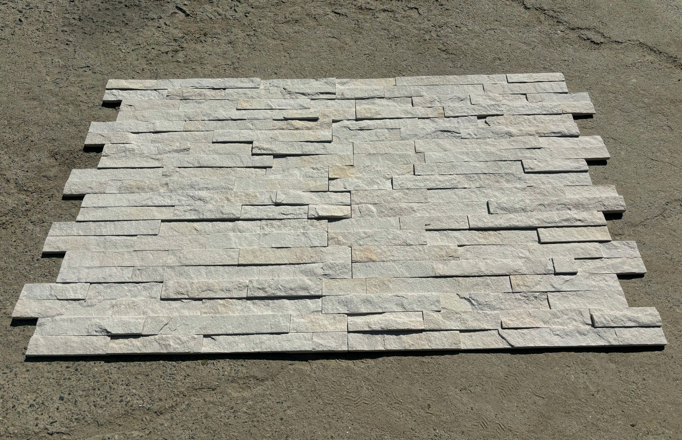 Cung cấp từ nhà máy: Gạch ốp tường đá phiến tự nhiên dạng veneer cho nội và ngoại thất